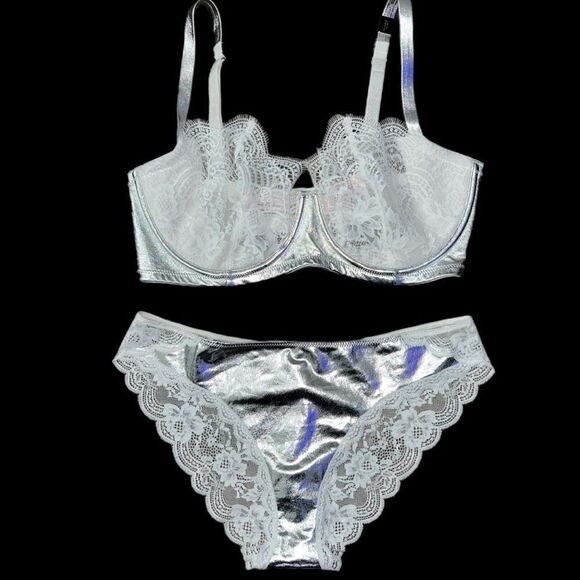 Victorias Secret LUXE Set Dream Angels Push up without Padding bra & Cheekini - Picture 6 of 8